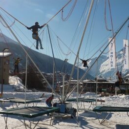 Trampoline élastique